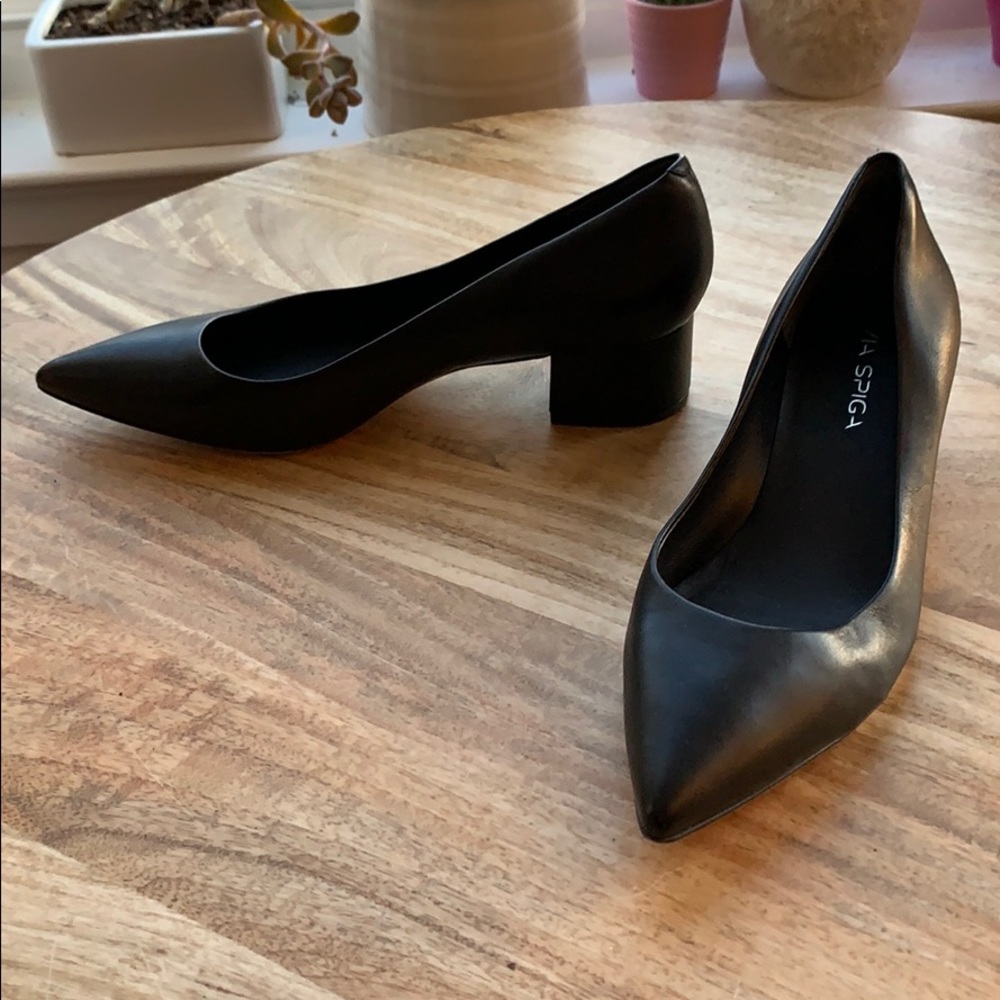 Guervie kitten heel